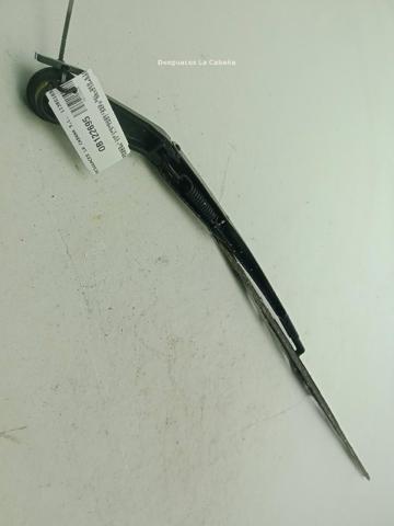Ramię wycieraczki szyby przedniej 98321A4000 HYUNDAI