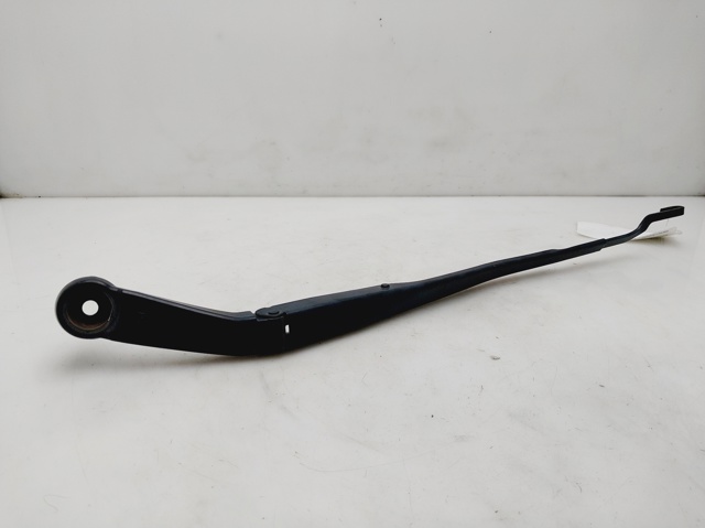 Ramię wycieraczki szyby przedniej 98321A4000 HYUNDAI