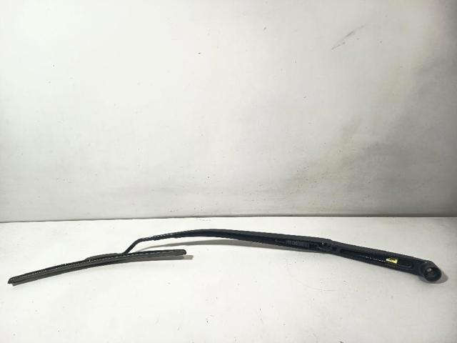 Ramię wycieraczki szyby przedniej 98321D3000 HYUNDAI