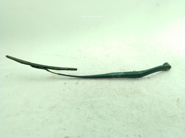Ramię wycieraczki szyby przedniej 98321J9000 HYUNDAI