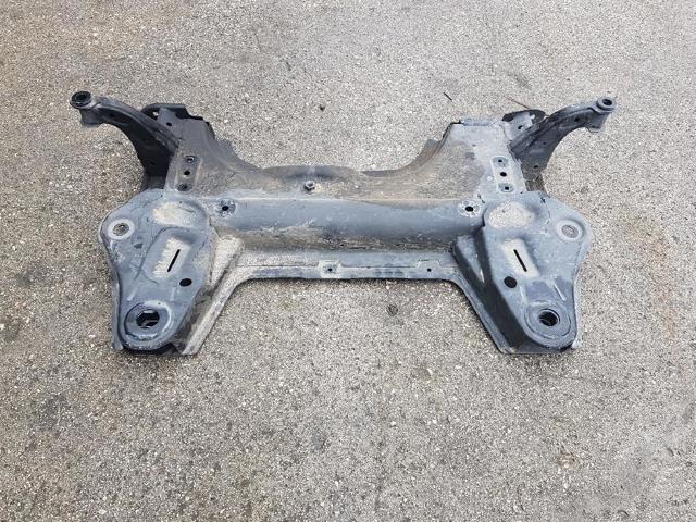 Korpus osi przedniej 9834696980 PEUGEOT