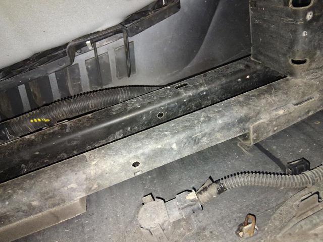 Wzmocnienie zderzaka tylnego do Peugeot 308 FB, FH, FP, F3, FM