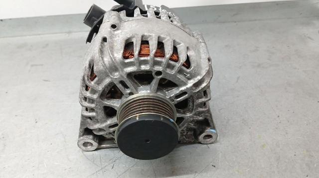 Koło pasowe alternatora 9835689480 PEUGEOT