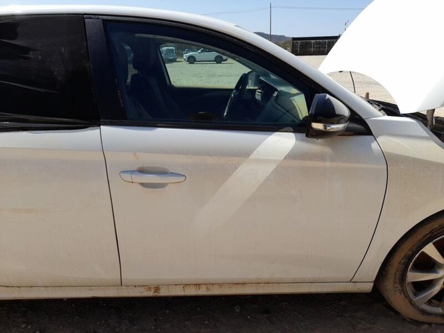 Drzwi przednie prawe 9837705880 OPEL
