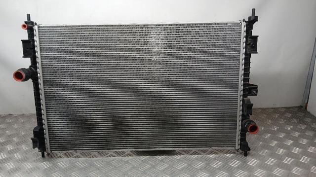 Chłodnica silnika 9838520180 PEUGEOT