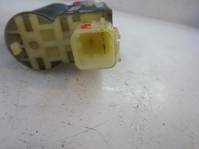 Pompka spryskiwacza szyby przedniej 985101H100 HYUNDAI