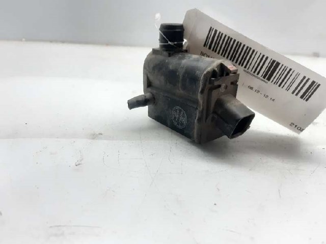 Pompka spryskiwacza szyby tylnej 985101W000 HYUNDAI
