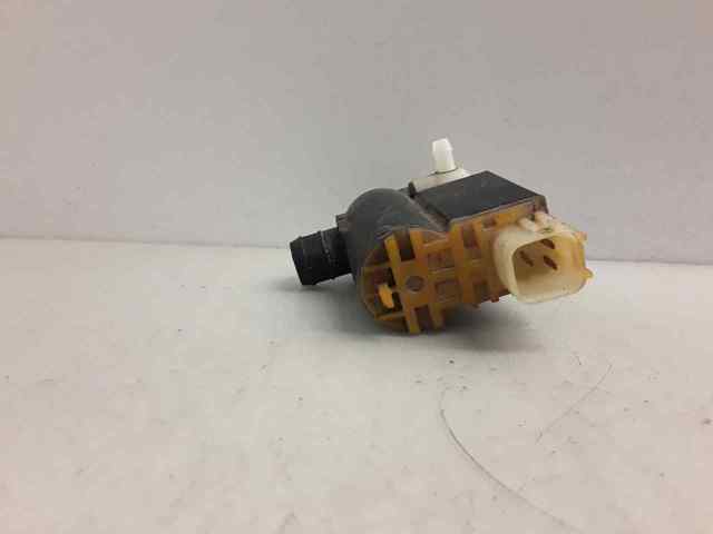 Pompka spryskiwacza szyby przedniej 985102C100 HYUNDAI