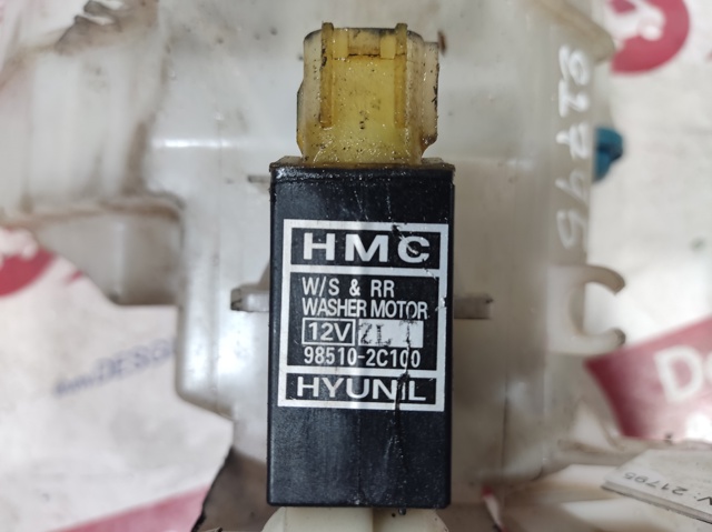 Pompka spryskiwacza szyby przedniej 985102C100 HYUNDAI