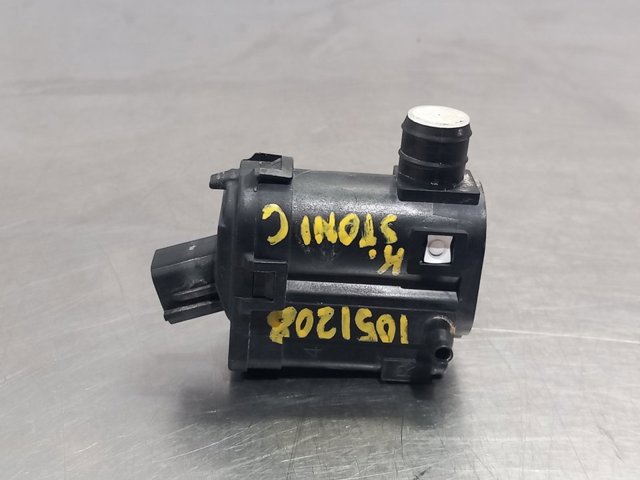 Pompka spryskiwacza szyby przedniej 985102J500 HYUNDAI