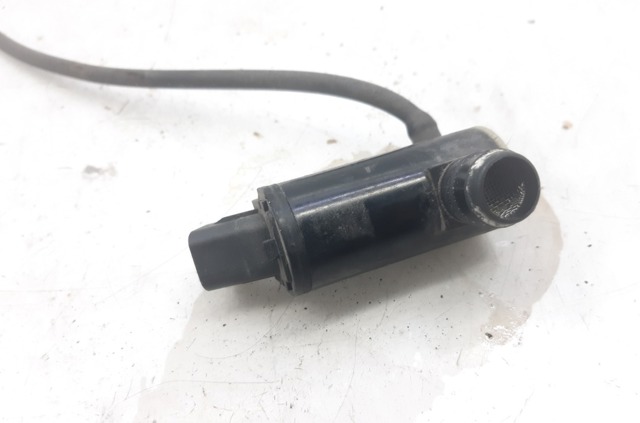 Pompka spryskiwacza szyby przedniej 985102S000 HYUNDAI