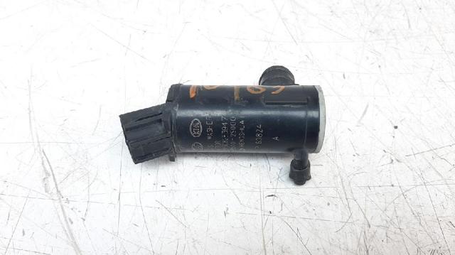 Pompka spryskiwacza szyby przedniej 985102S000 HYUNDAI