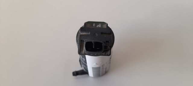 Pompka spryskiwacza szyby przedniej 9851034000 HYUNDAI