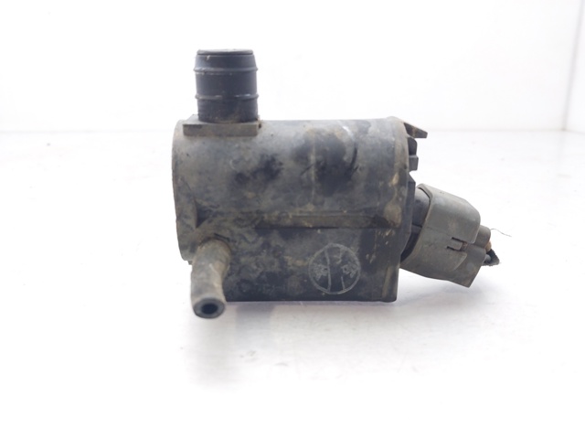 Pompka spryskiwacza szyby przedniej 985103E000 HYUNDAI