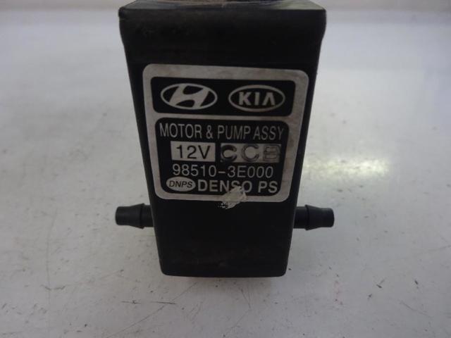 Pompka spryskiwacza szyby przedniej 985103E000 HYUNDAI