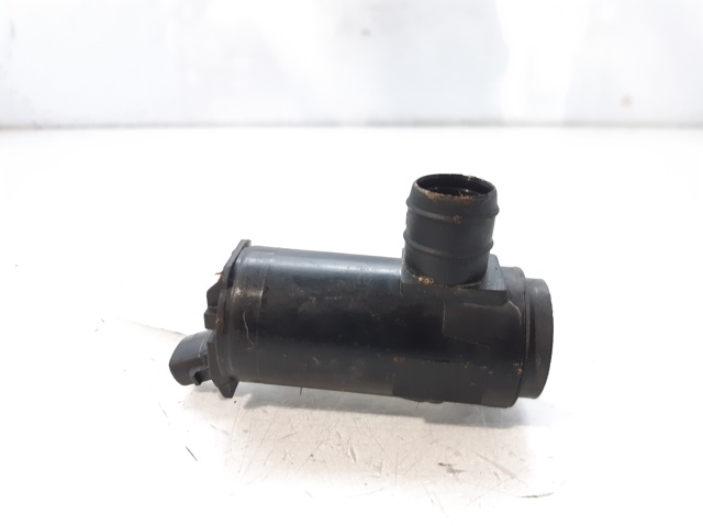 Pompka spryskiwacza szyby przedniej 985103K010 HYUNDAI