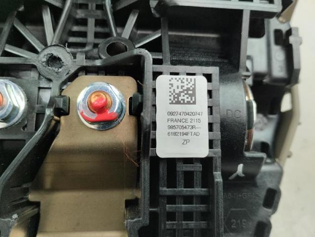 Poduszka powietrzna (Airbag) kierowcy 985705473R RENAULT