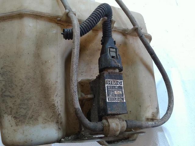 Zbiorniczek spryskiwacza szyb Hyundai Tucson 1 JM