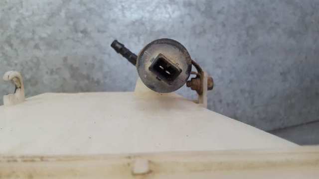 Zbiorniczek spryskiwacza szyb KIA Magentis 1 GD