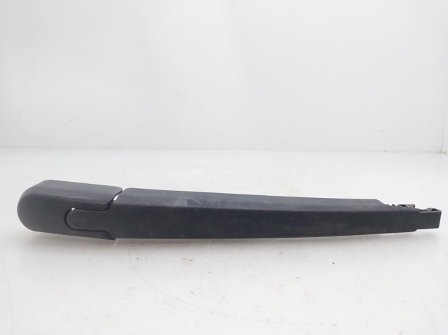 988152P000 Hyundai/Kia