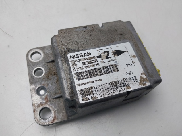 98820AV200 Nissan/Infiniti