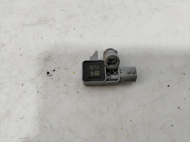 Czujnik AIRBAG przedni 988312833R RENAULT