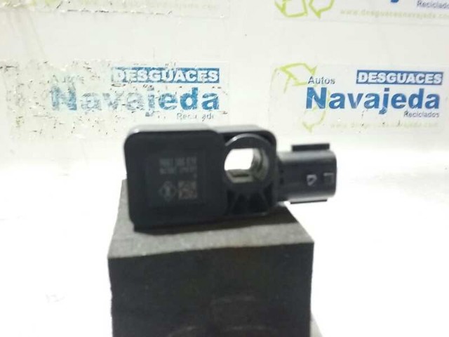 Czujnik AIRBAG przedni 988330002R RENAULT