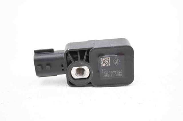 988333198R Renault (RVI)