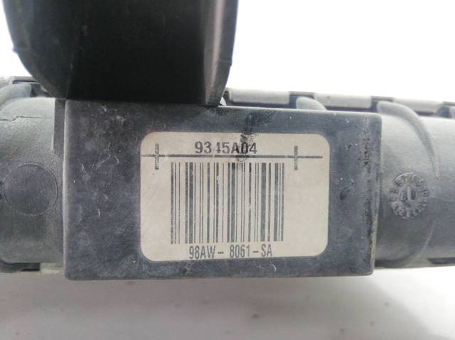 Chłodnica silnika 98AB8005MF FORD