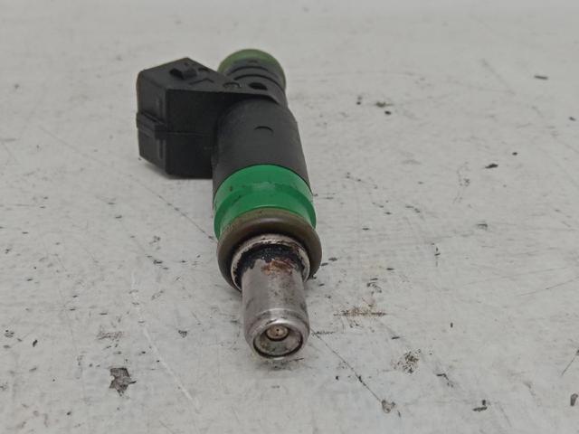 Wtryskiwacz paliwa 98MFBB FORD