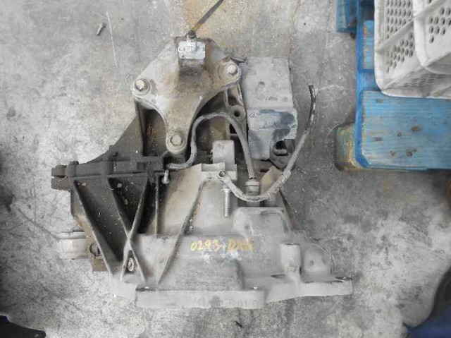 Mechaniczna skrzynia biegów w komplecie 98WT7F096AC FORD
