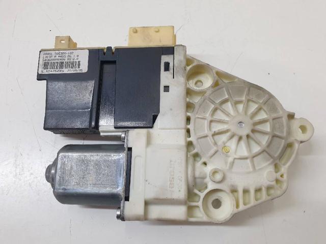 Mechanizm podnoszenia szyby drzwi przednich prawych 997831101 PEUGEOT