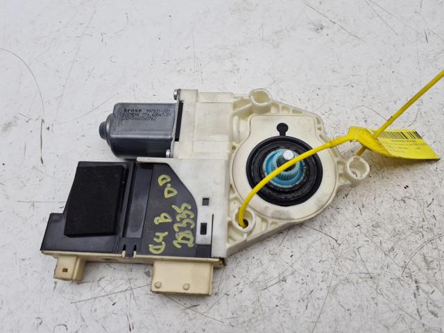 Mechanizm podnoszenia szyby drzwi przednich prawych 997831101 PEUGEOT