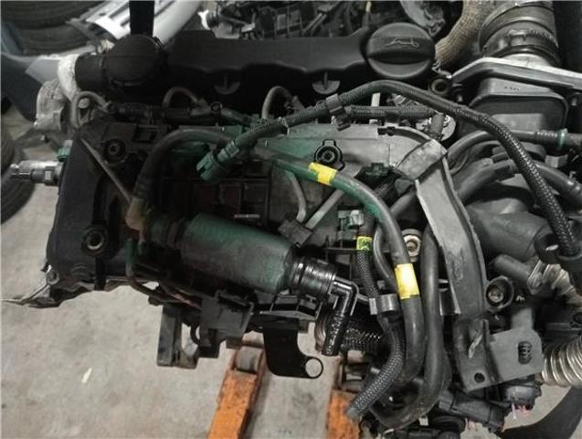 Silnik w komplecie 9HX PEUGEOT