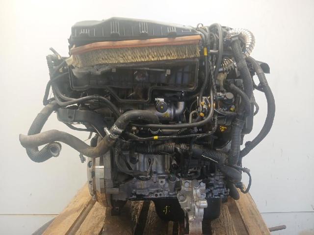 Silnik w komplecie 9HZ PEUGEOT
