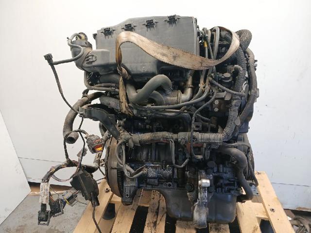 Silnik w komplecie 9HZ PEUGEOT