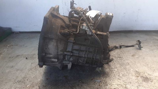 Kupić Mechaniczna skrzynia biegów w komplecie Volvo V50  MW w dobrej cenie