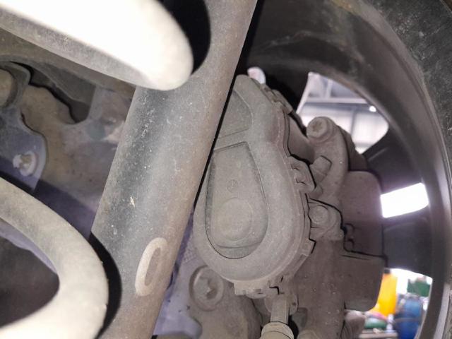 Zacisk hamulcowy tylny prawy A0004232481 MERCEDES