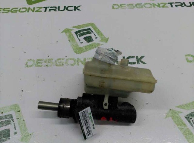 Główny cylinder hamulców A0004316401 MERCEDES