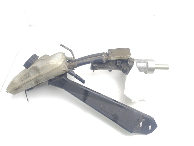 Główny cylinder hamulców A0004316901 MERCEDES