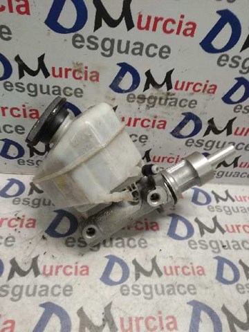 Główny cylinder hamulców A0004317601 MERCEDES