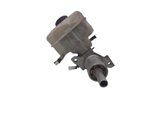 Główny cylinder hamulców A0004317601 MERCEDES