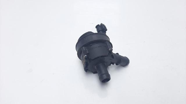 Pompa chłodząca wodna A0005000686 MERCEDES