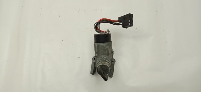 Kostka stacyjki zapłonowej A0005458108 MERCEDES