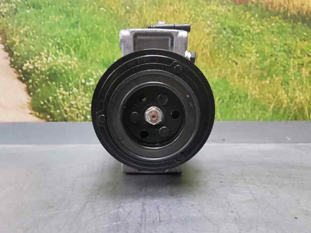 Sprężarka klimatyzacji A0008303902 MERCEDES