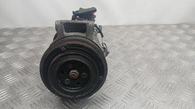 Sprężarka klimatyzacji A0008303902 MERCEDES