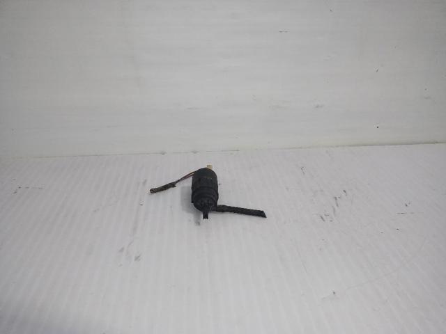 Pompka spryskiwacza szyby przedniej A0008603326 MERCEDES