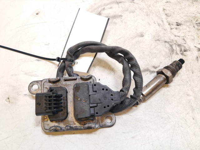 A0009058111 Mercedes