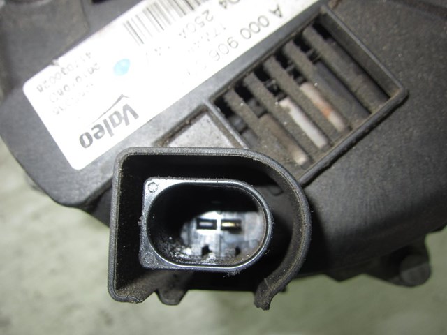 A0009060903 Mercedes