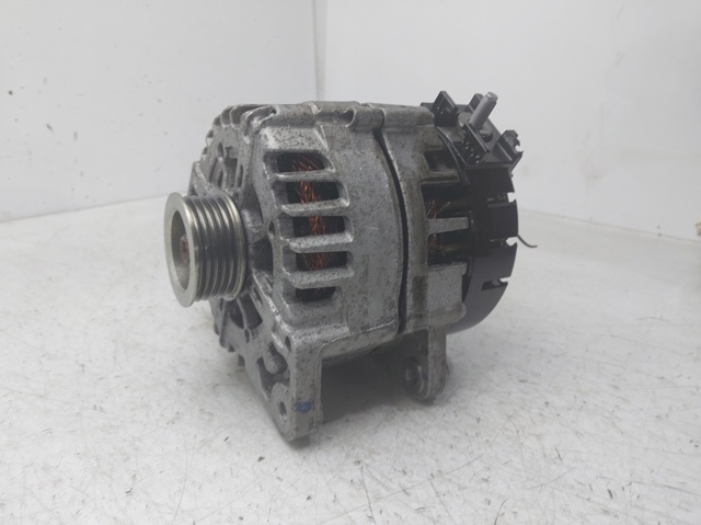 Alternator A0009063903 MERCEDES
